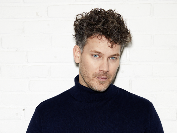 Sluit de dag met een lach: Er bestaat een vacature voor achtbaan tester!