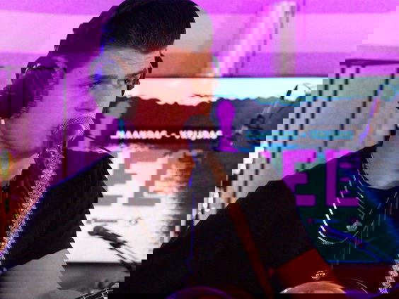 Mick Stender - Don't Go Yet (cover) (Live @ Giel)