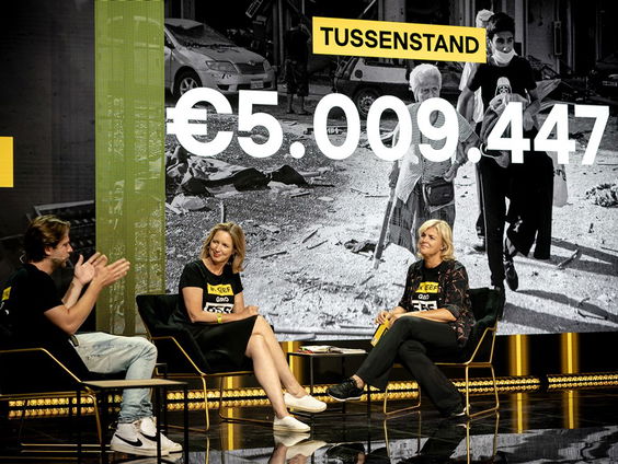 Daphne Bunskoek helpt bij actiedag Giro 555 voor slachtoffers van Beiroet