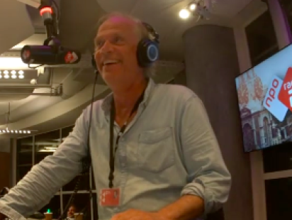 Imitatiewedstrijd tijdens de Bonte Avond in De Staat van Stasse