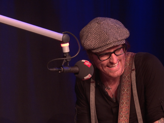 De Borrelplank met Spike van DI-RECT: "Van hoogtes krijg ik tintelingen in mijn perineum"