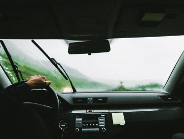 Slaapexpert lacht Jan-Willem keihard uit om zijn vakantieplannen