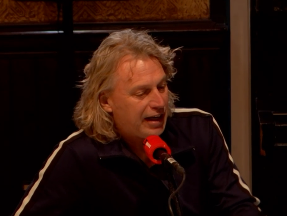 Vele doelpunten, nog veel meer tranen en ontelbare euro's. Edwin Winkels schreef het boek De Tranen van Messi.