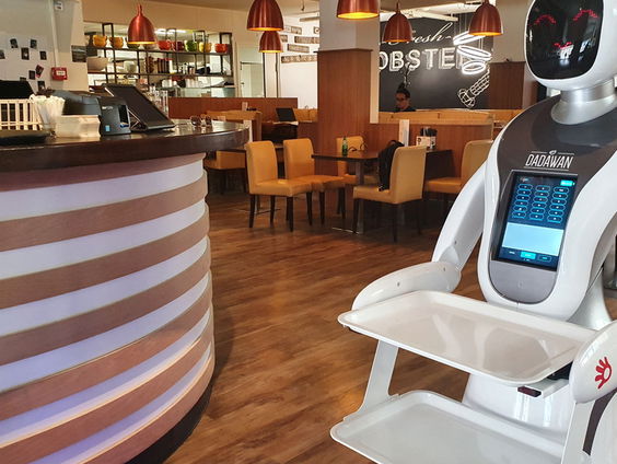 Een robot die je bestelling opneemt? In Maastricht gebeurt het!