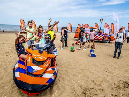 Tips van Lifeguard Kees als je in Nederland de zee in gaat