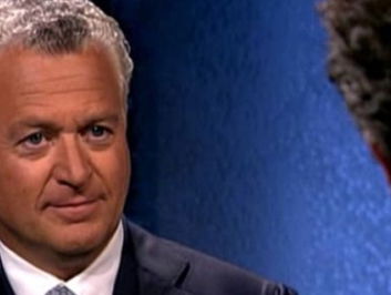 Bram Moszkowicz aan de telefoon met zijn kijk op rechtbankzaken