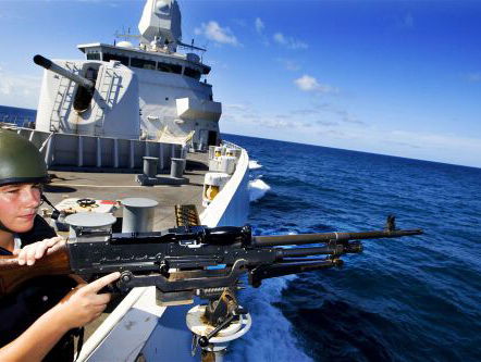 Kapitein Johan Kooij over verdediging tegen piraten