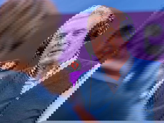 André van Duin wilde juist over homo's praten tijdens Dodenherdenking