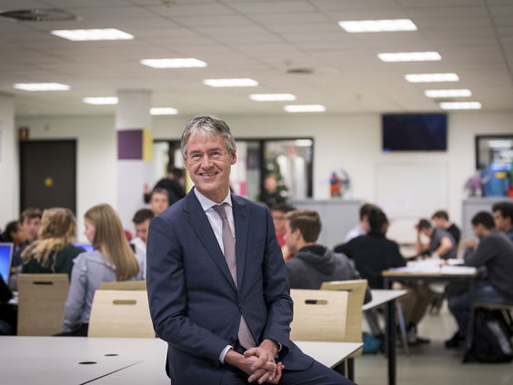 Tot wanneer mag je kinderen nog thuishouden bij twijfel? Minister Arie Slob legt uit!