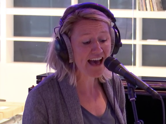 Anne van Rijn brengt een ode aan Edsilia Rombley