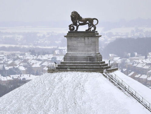 België maakt zich op voor een woeste storm, Nederland wacht af...