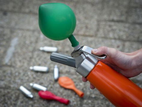 Ferry Goossens - Lachgas