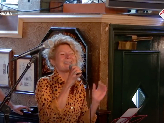 Het Songfestival, op vakantie en singles: Hanneke Drenth vat de uitzending samen