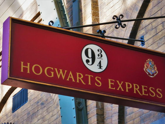 Jouman Fattal al 250 uur bezig met inspreken Harry Potter boeken