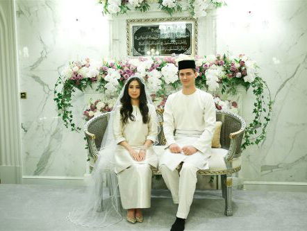 Nederlander trouwt met Maleisische prinses!