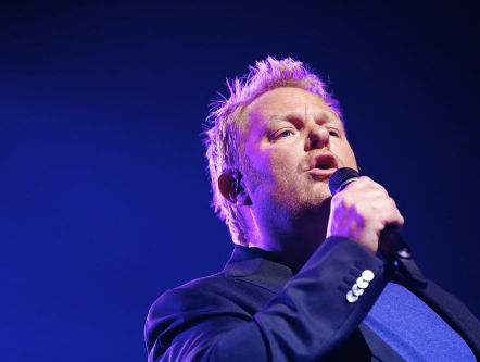 Martijn Fischer kruipt weer in de huid van Hazes!