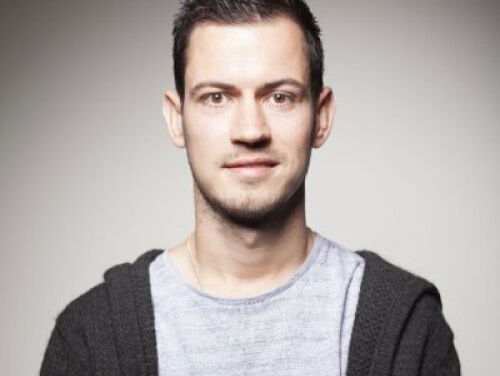 Zo zorgt Booking.com ervoor dat je er elke keer toch weer intuint