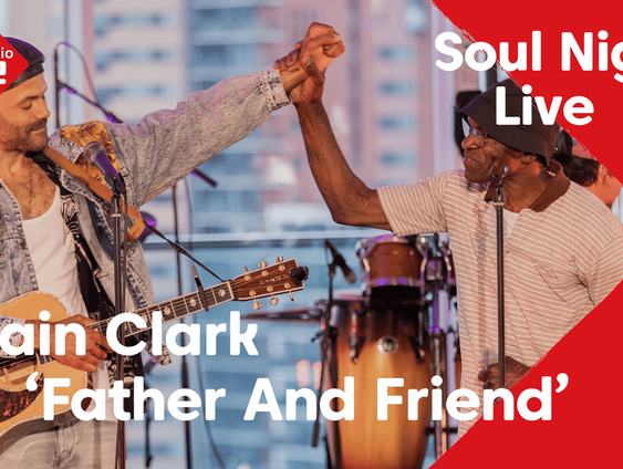 Alain Clark live met Father And Friend tijdens Soul Night Live