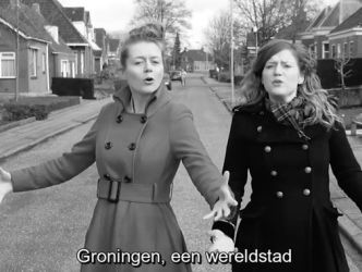 Maartje en Kine maken een protestlied voor Groningen