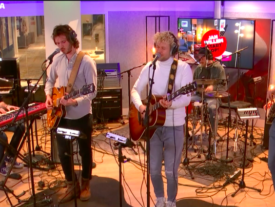 FRIDAY - All My Life | Live in Jan-Willem Start Op