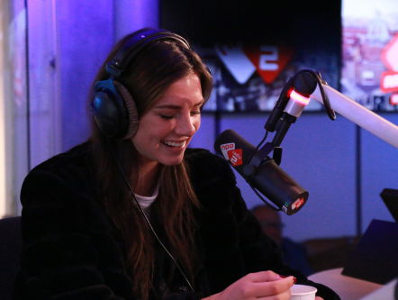 Maan naar het Songfestival?