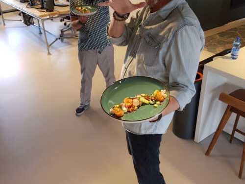 Ramon Brugman op bezoek met Gravad lax