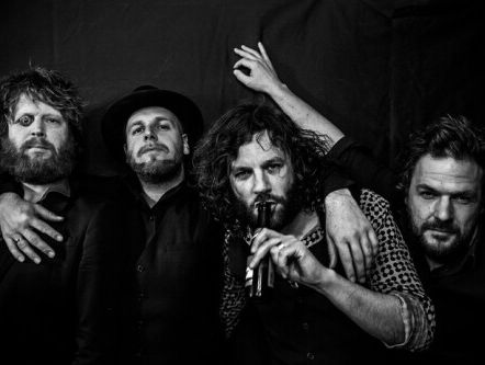 Henrik Jan Bökkers over de Nedersaksische taal: "Jongeren vinden het te gek!"