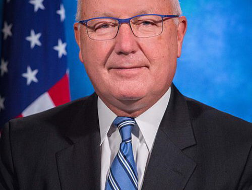 Pete Hoekstra speelt LIVE de 'Fake News Quiz'