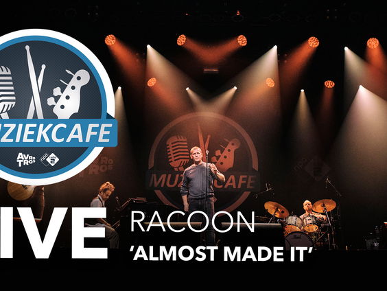 Racoon - 'Almost Made It' live bij Muziekcafé