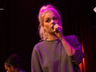 Davina Michelle Top2000 shuffle