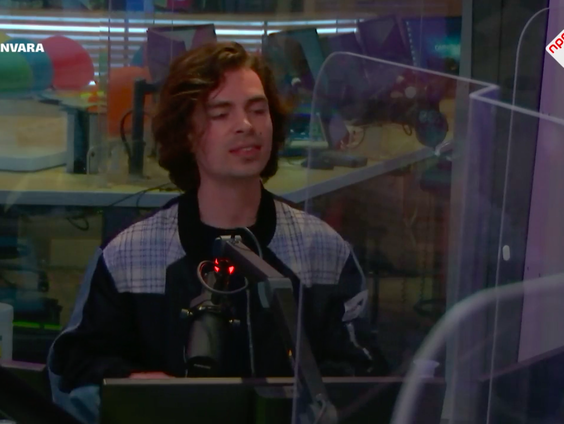 Dion Cooper -Simpel (Live @ Giel)