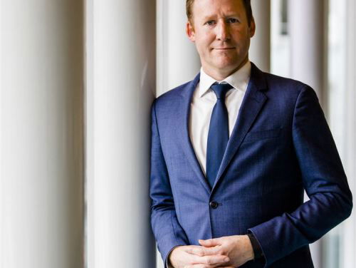 Kees Verhoeven van D66 wil dat elke Nederlander een eigen digitale kluis krijgt