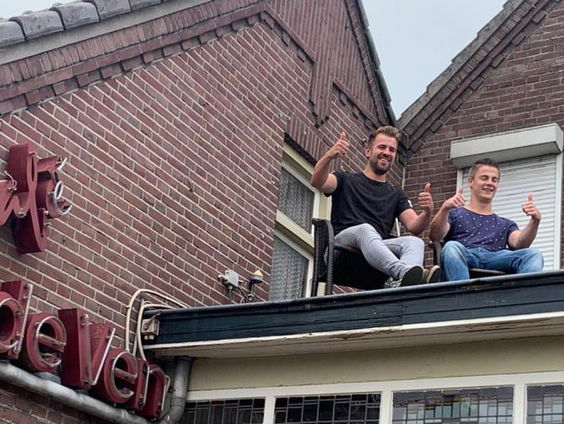 Niek en Hein gaan elf dagen op het dak zitten voor een goed doel