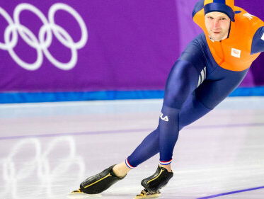 Schaatser Bob de Vries vraagt 'Guus Kom Naar Huus' aan voor alle boeren