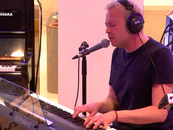 Jamai- Bodem van mijn glas (Live @ Giel)