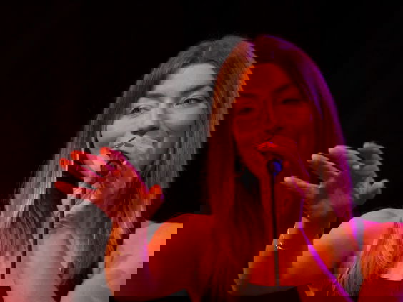 RONDÉ - Naturally live in Muziekcafé