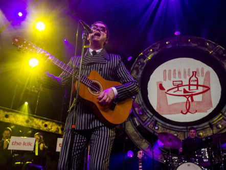 Dave von Raven van The Kik in de studio