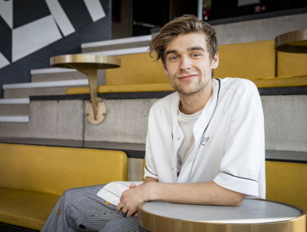 8.50 - Ridder van Kooten vertelt over creatieve oplossing Kinderen voor Kinderen