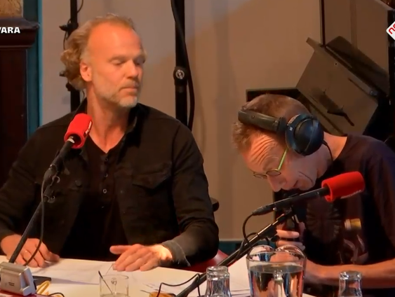 Cabaret: Geen coronapas nodig voor kerkbezoek