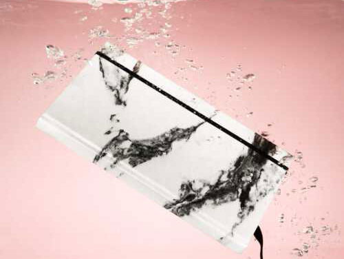 Anne Pleun wil dat wij gaan schrijven op steen!