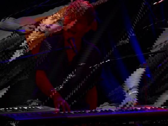 Melle - Run Run live in Muziekcafé