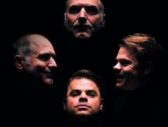 Roel van Velzen en Leo Blokhuis over Queen in het theater + live optreden