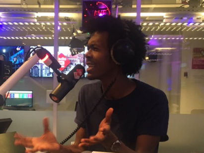 Jeangu Macrooy zou wel mee willen doen aan het songfestival!