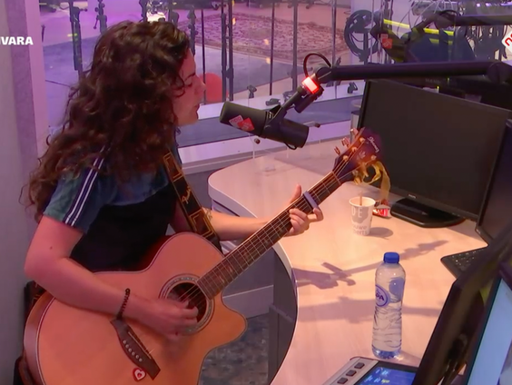 Miss Noeka - Stap Voor Stap (Live @ Giel)