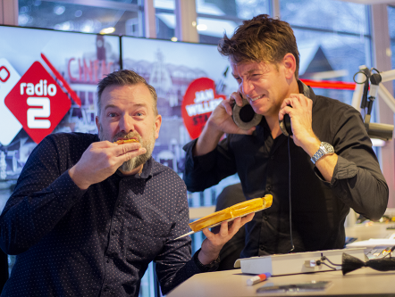 Jan-Willem heeft een verrassing voor Jeroen