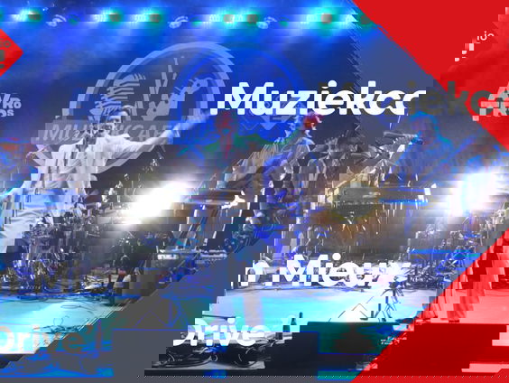 Son Mieux - 'Drive' | live in Muziekcafé