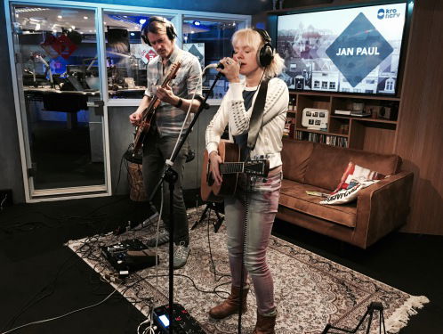 Akoestische Nachtsessie: Popronde-talent Inge van Calkar