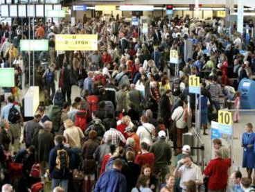 Schiphol breekt vandaag reizigersrecord!