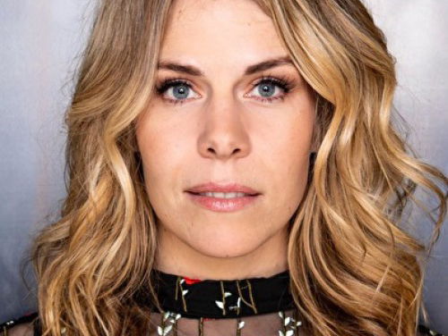 Blackbird brengt Queen Elizabeth een muzikale ode