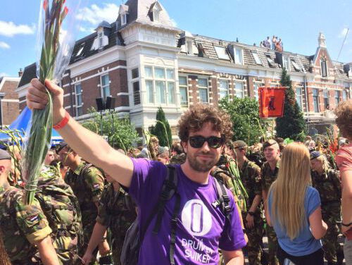 Bastiën liep ongetraind zijn eerste Vierdaagse... Leeft hij nog?